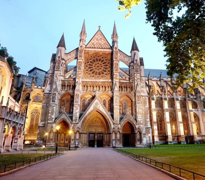 Visit Westminster Abbey, Big Ben, Buckingham Palace landmarks